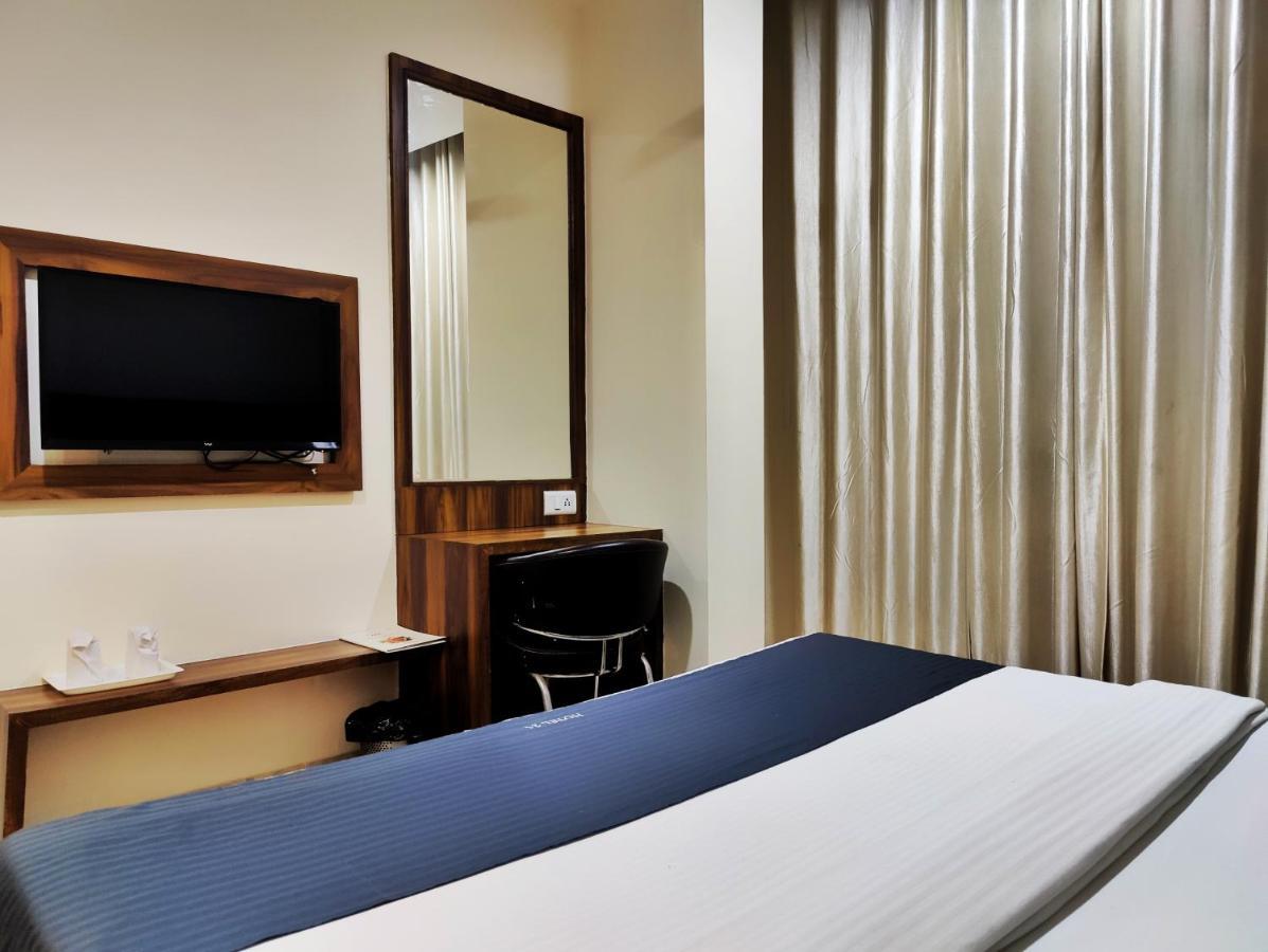 Hotel 21 Next To Chd Railway Station Chandīgarh Dış mekan fotoğraf