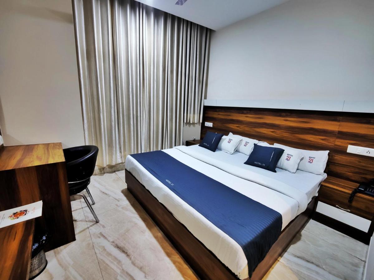 Hotel 21 Next To Chd Railway Station Chandīgarh Dış mekan fotoğraf